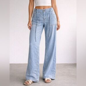 Light Wash Wide Leg Denim Pants size 4